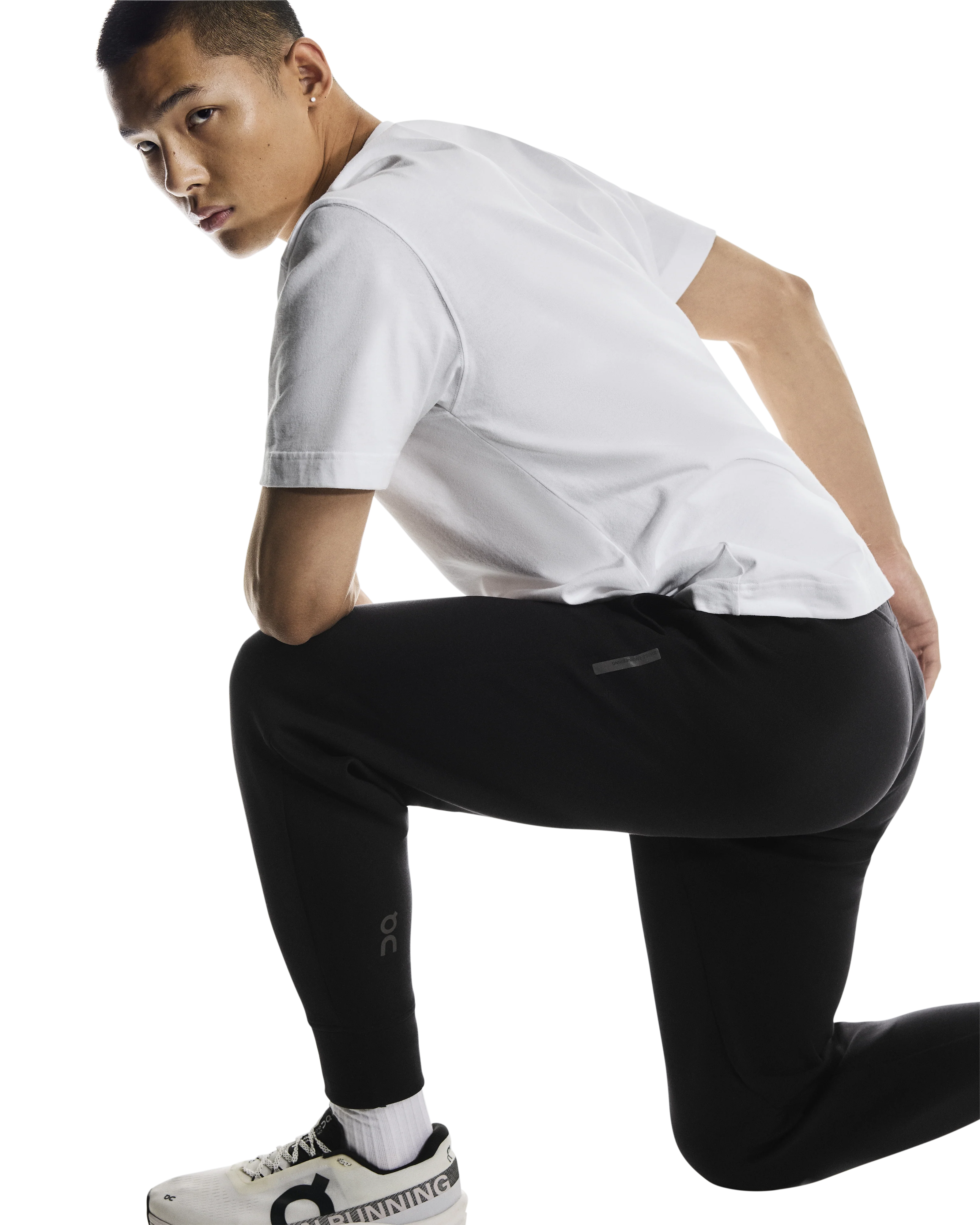 Focus Tech Sweatpants 1MF30320553 - Image 6
