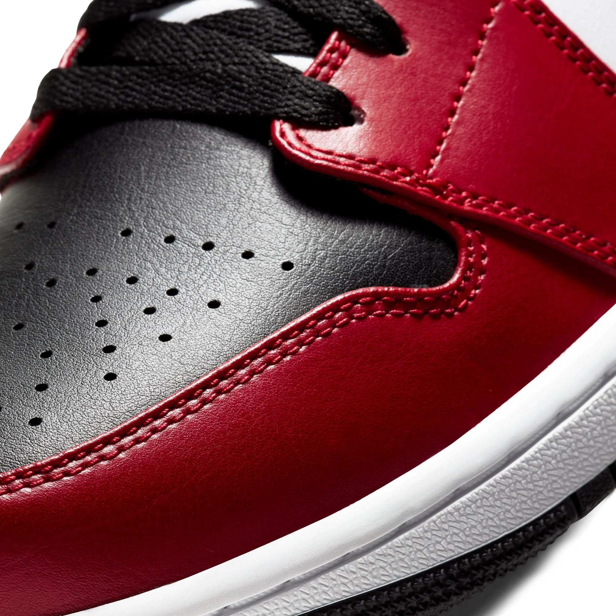 M Air Jordan 1 Mid 554724-069 - Image 9