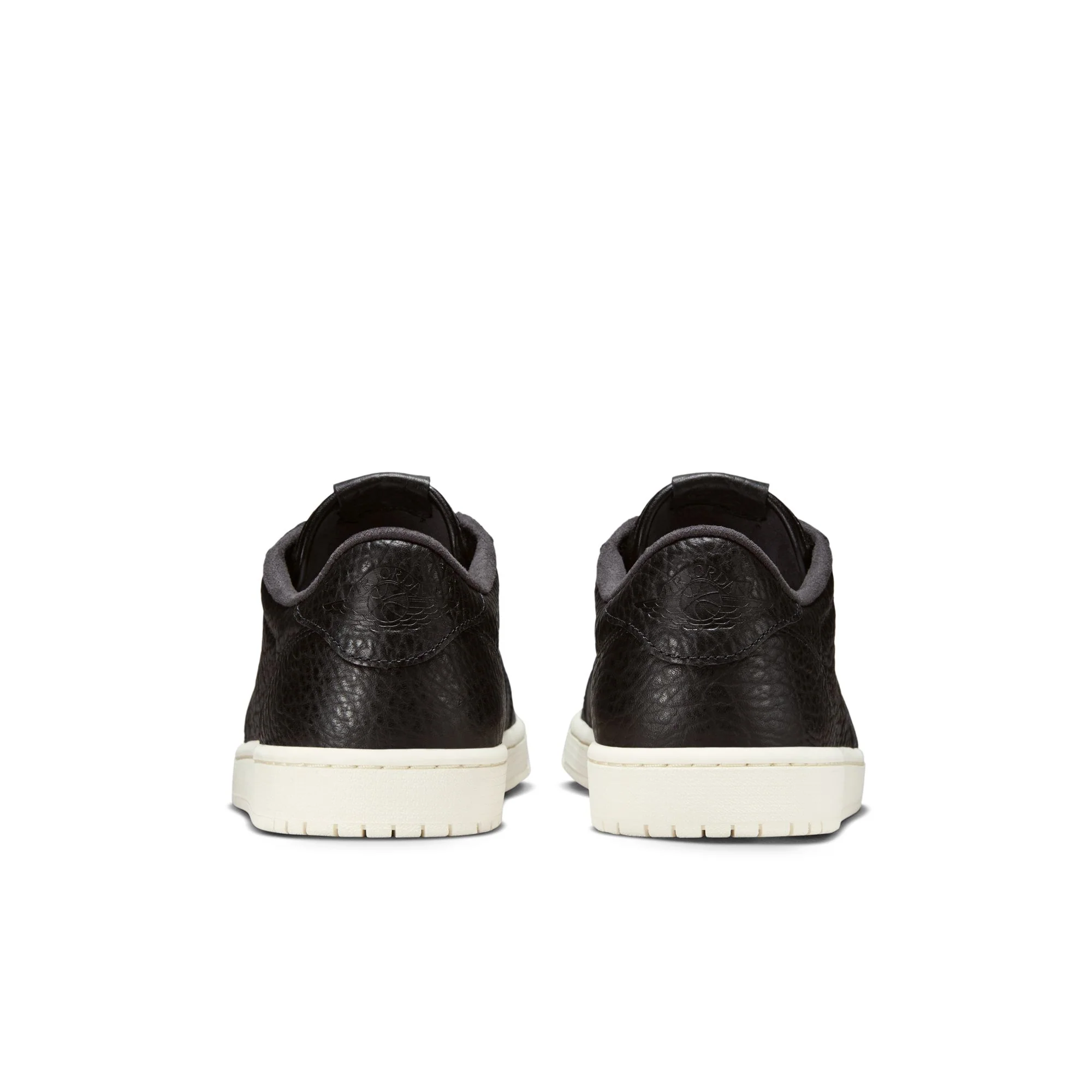 M Air Jordan 1 Retro Low 848775-005 - Image 3