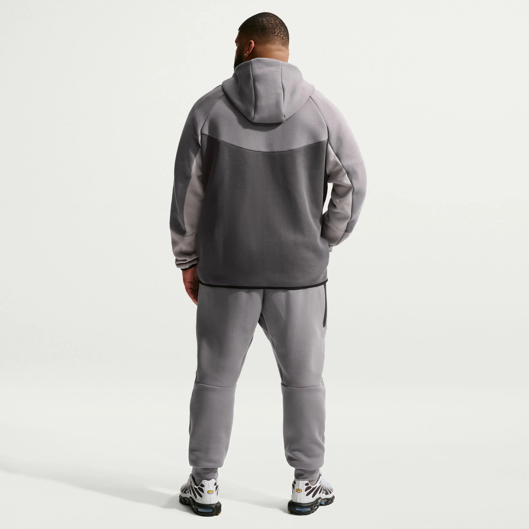 M Nike Tech HV0949-018 - Image 12