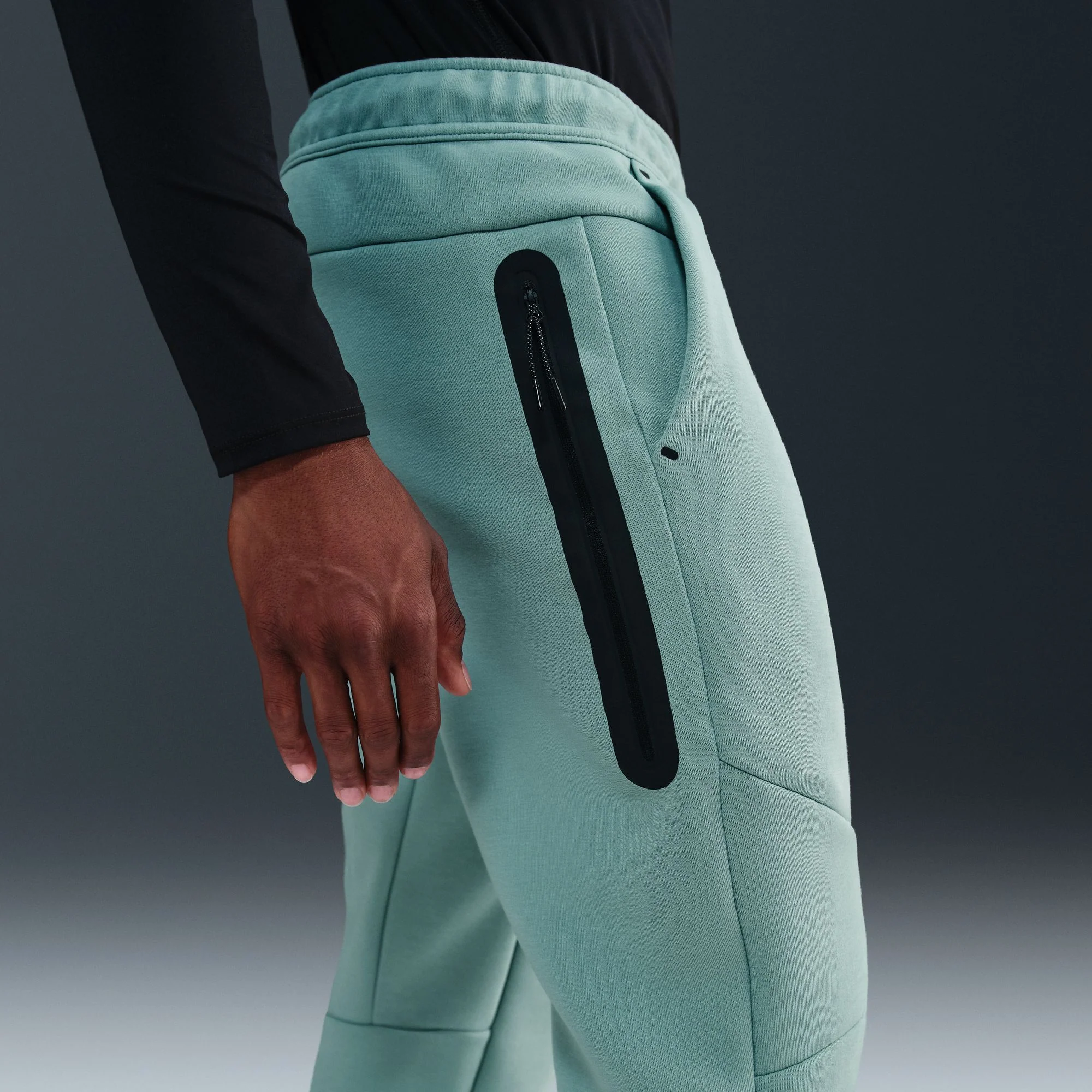 M Nike Tech HV0959-017 - Image 4