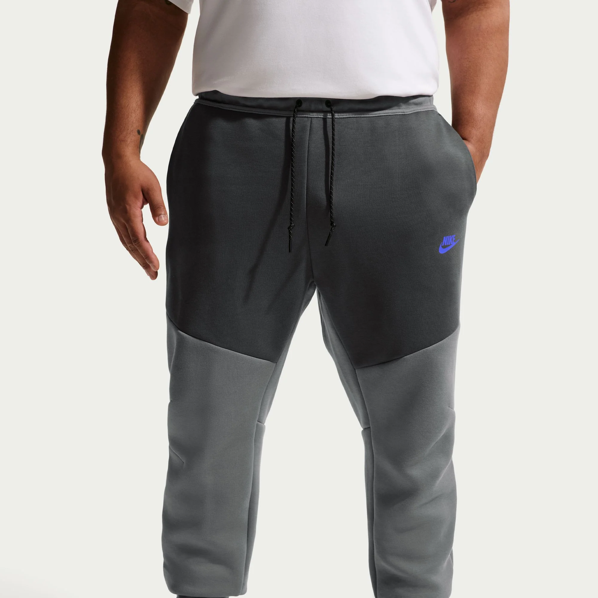 M Nike Tech HV0959-018 - Image 4