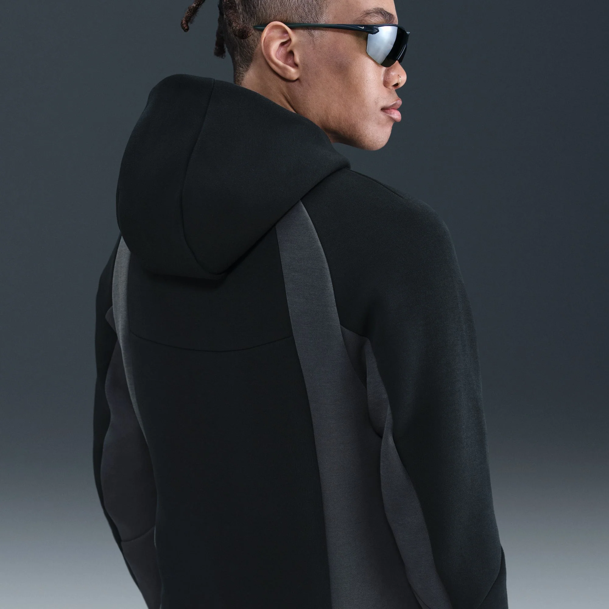 M Nike Tech IF1325-010 - Image 9