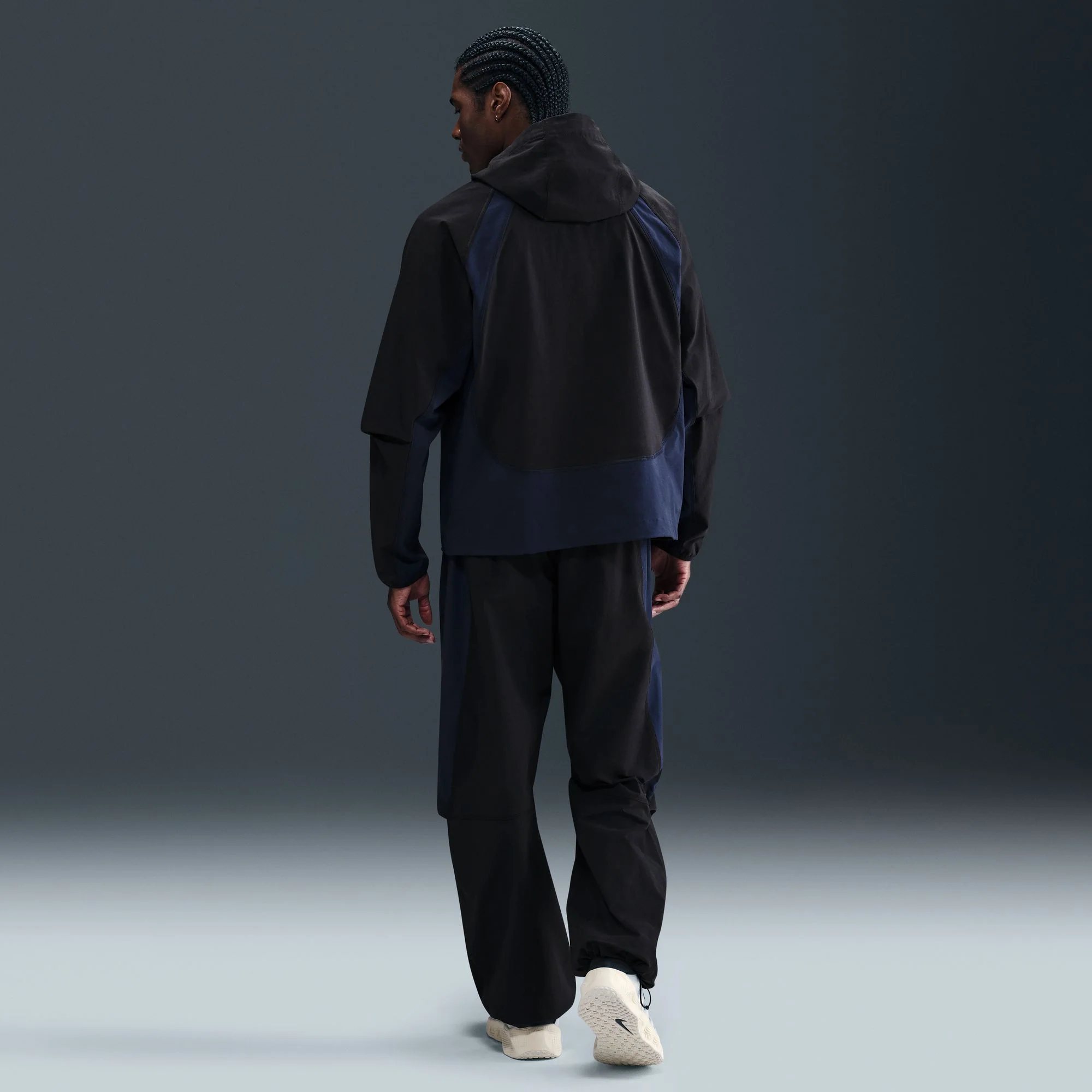 M Nike Tech IH8461-010 - Image 3