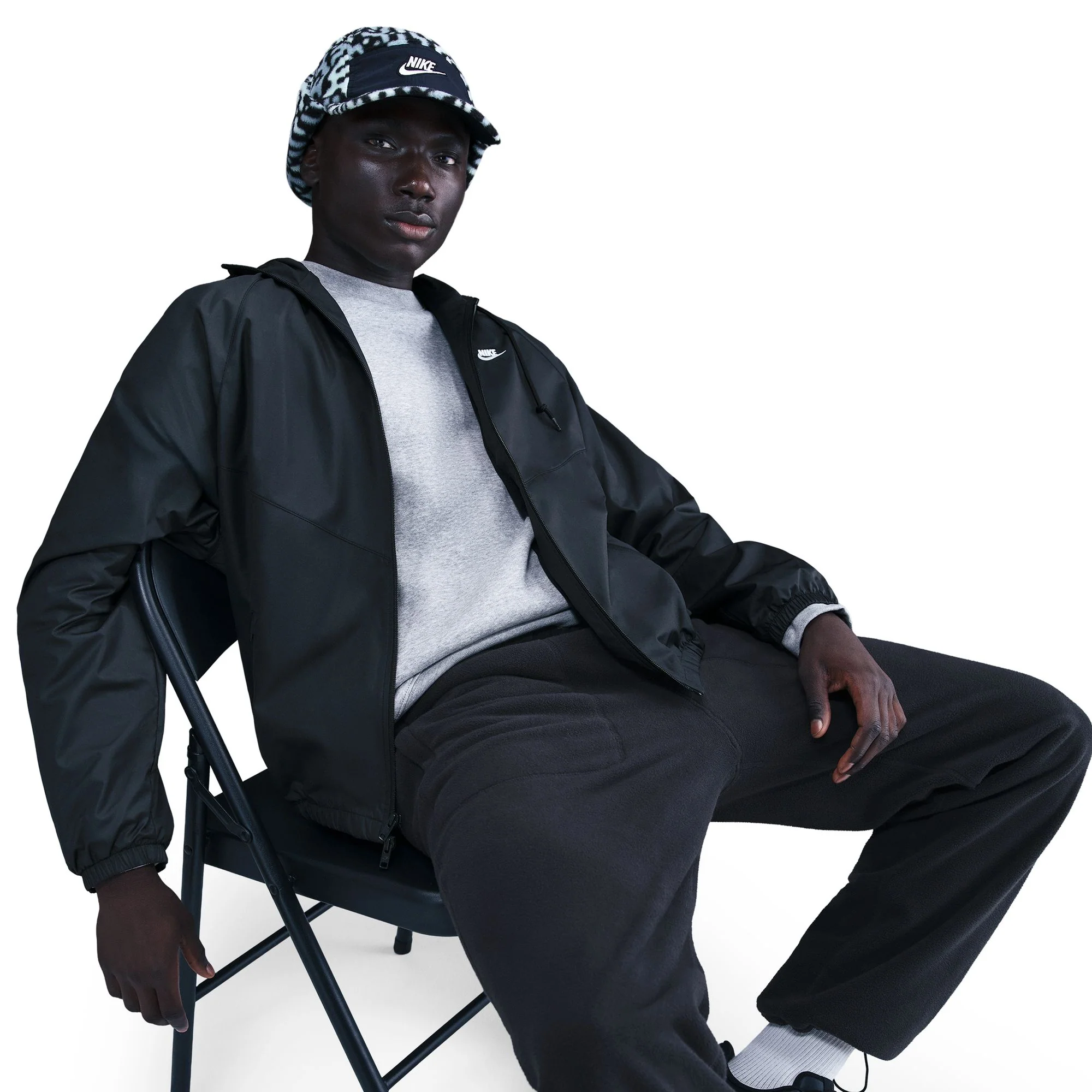 M Nike Windrunner HV8369-010 - Image 7