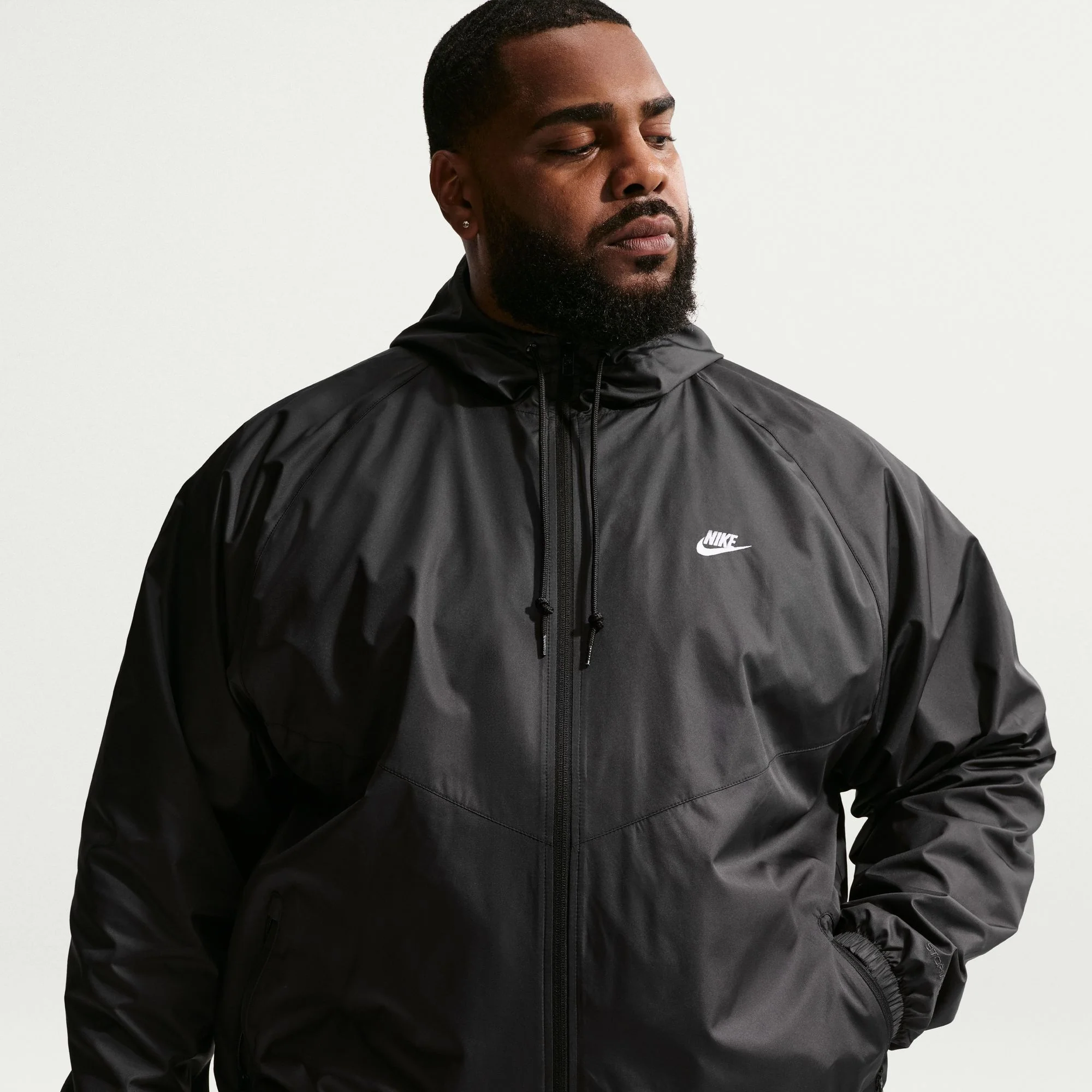 M Nike Windrunner HV8369-010 - Image 9