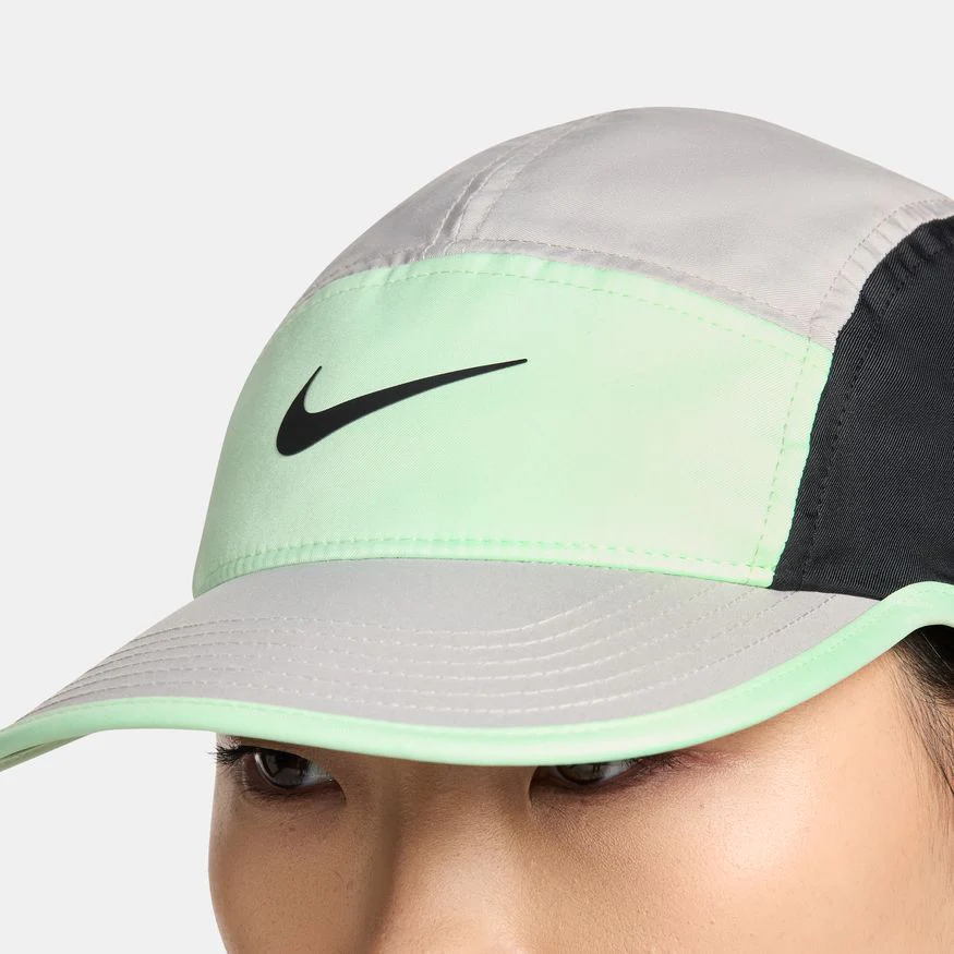 Nike Dri-FIT Fly FB5624-012 - Image 4