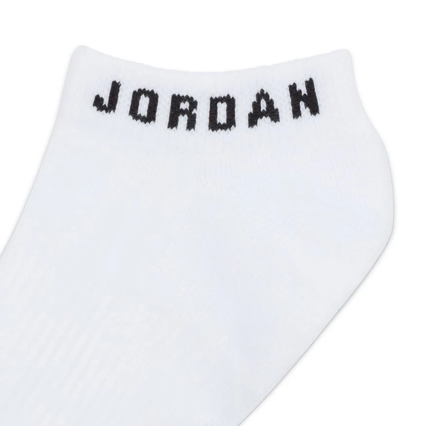 Jordan DX9656-100 - Image 4