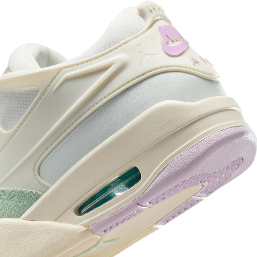 Air Jordan 4 RM IB7408-133 - Image 4