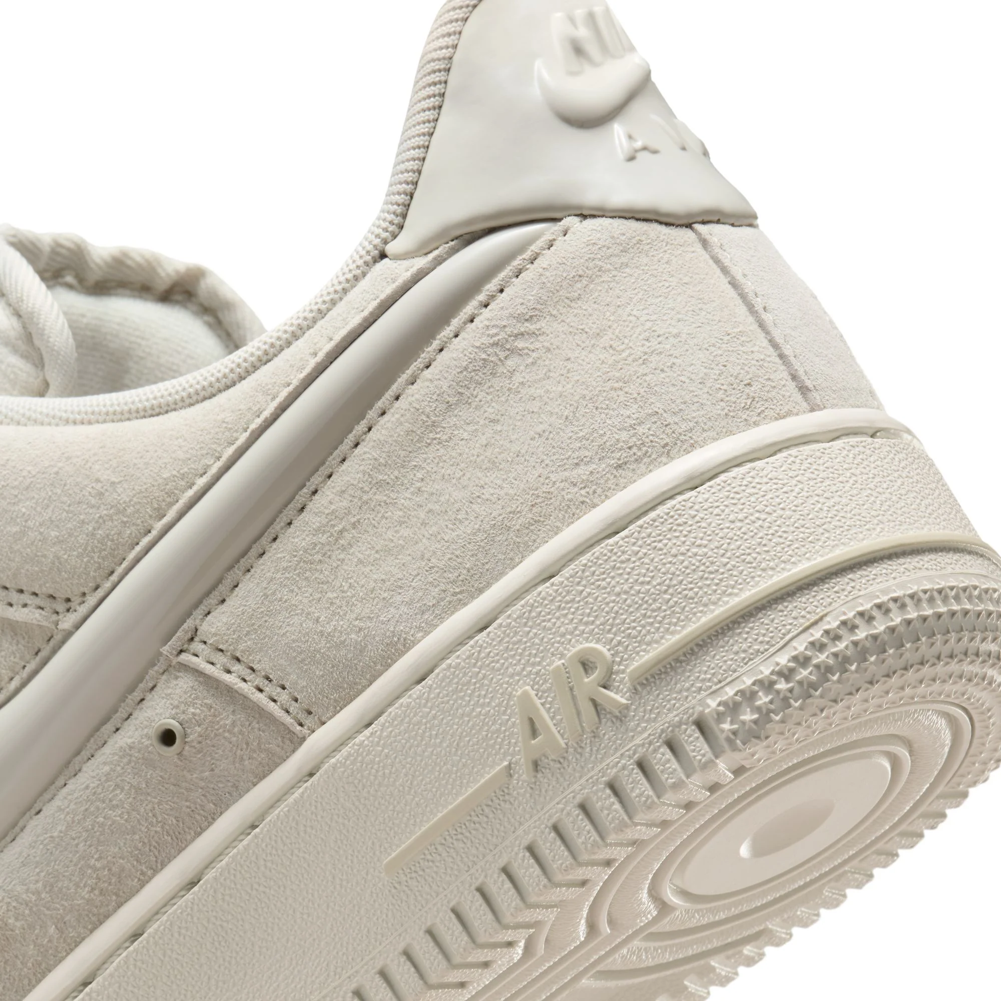 W Nike Air Force 1 '07 HV4406-001 - Image 11
