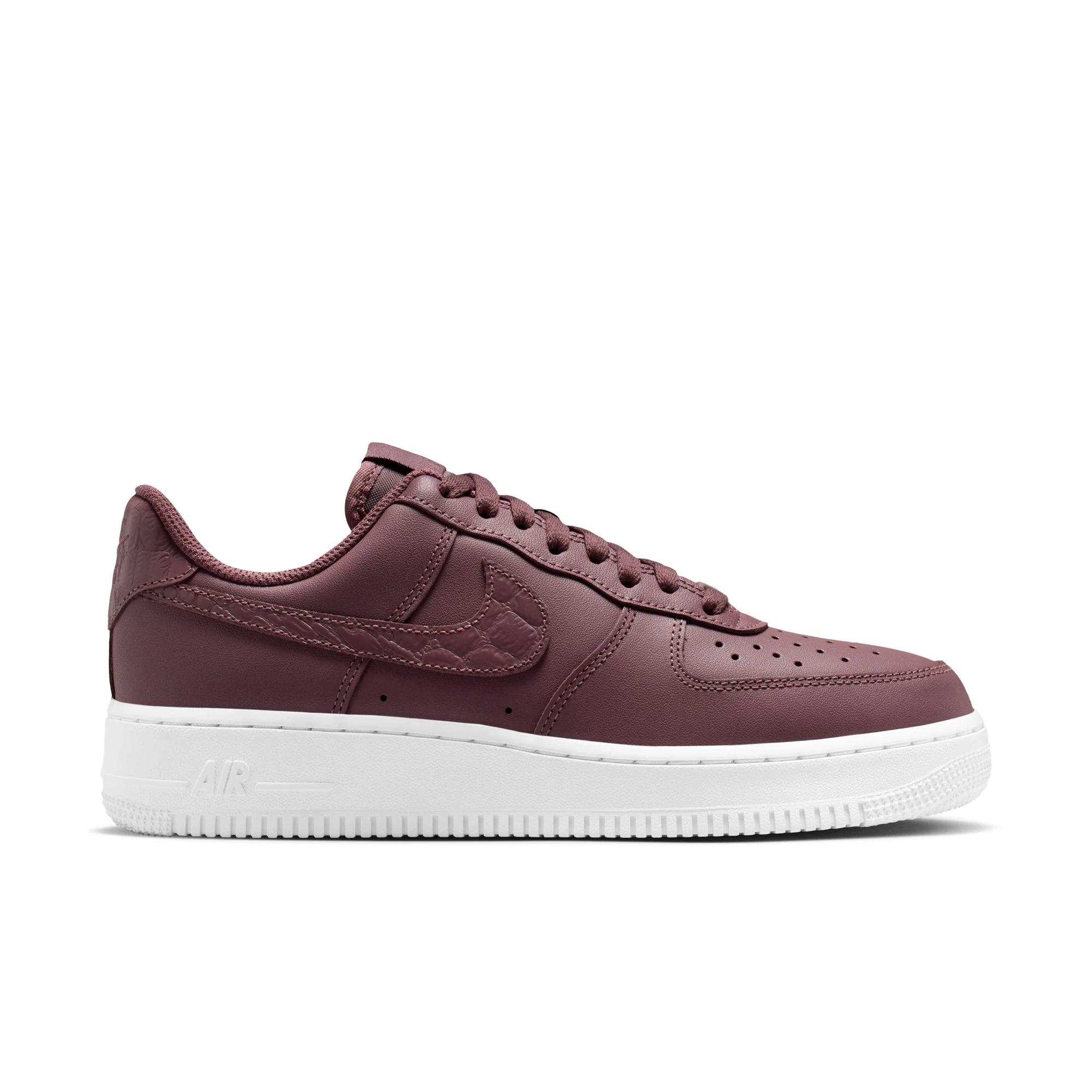 W Nike Air Force 1 '07 SE IO4837-500 - Image 6