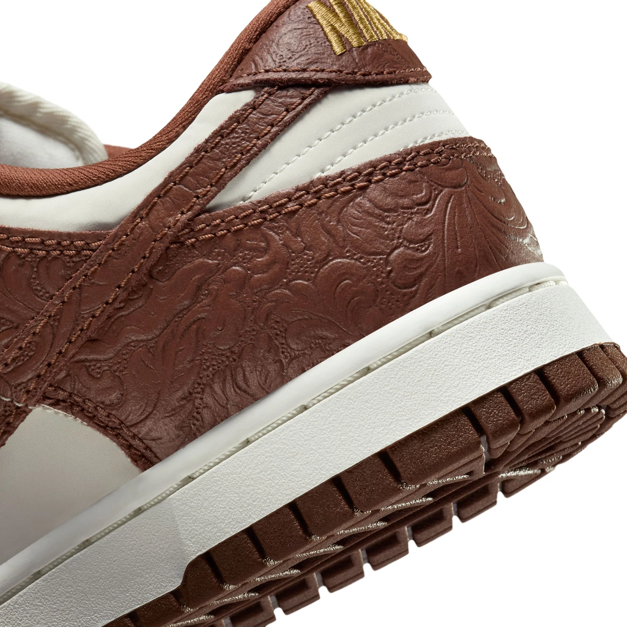 W Nike Dunk Low IF3944-100 - Image 11